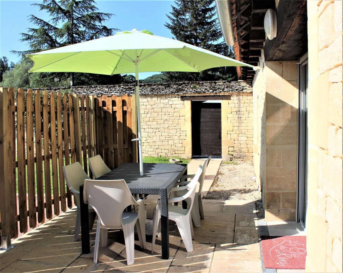 Le Clos Des Rives Saint-Vincent-de-Cosse Luaran gambar